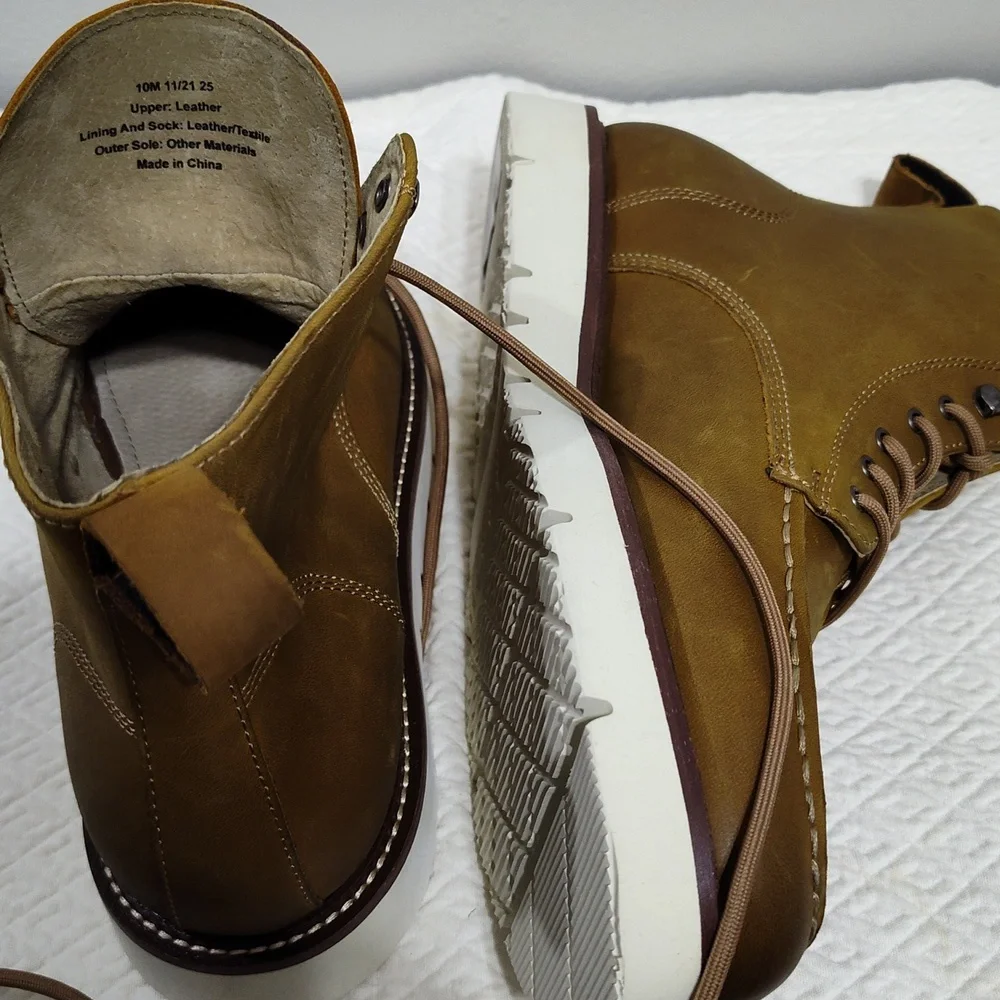Banana Republic true utilitarian